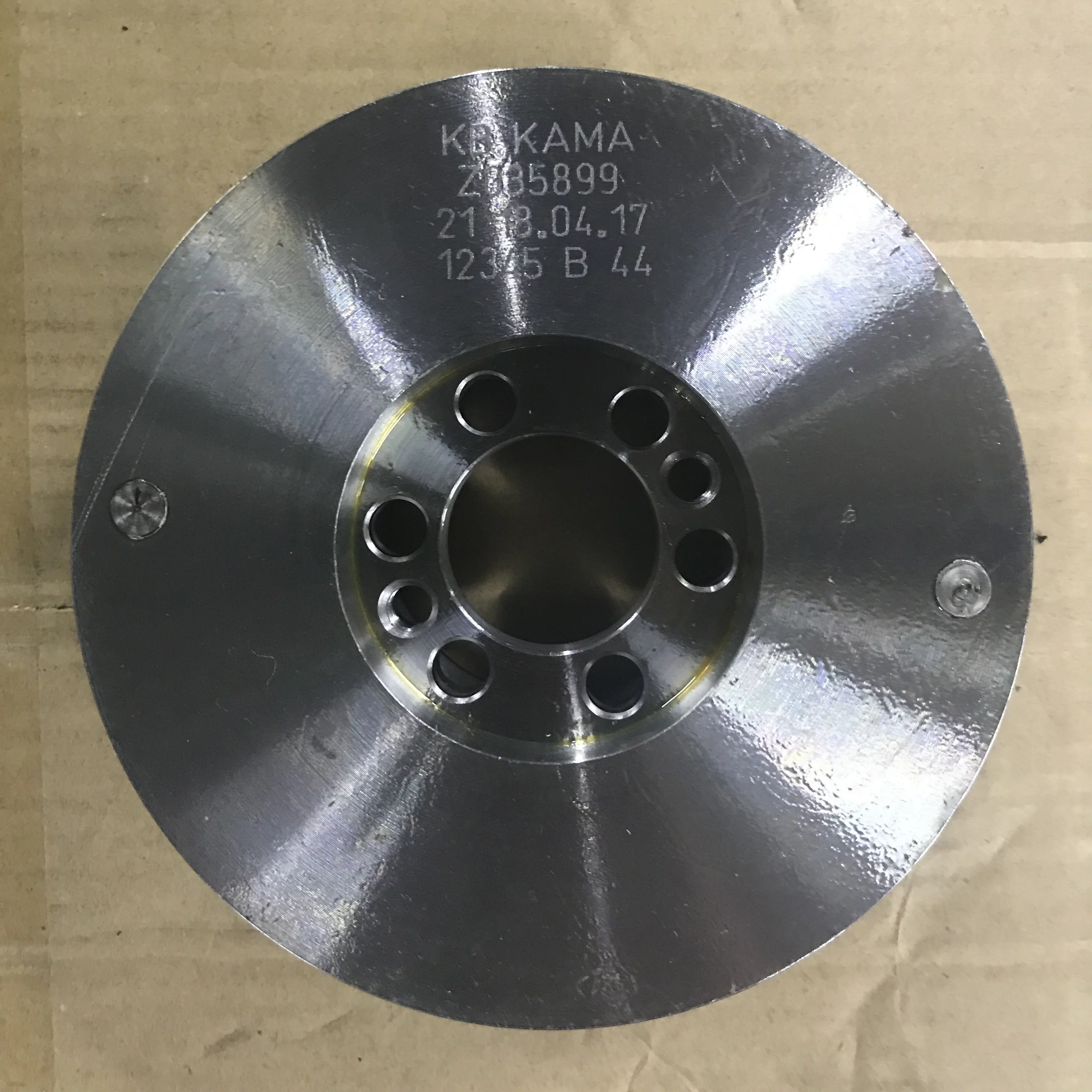 купить Гаситель крутильных колебаний ТНВД Z035899 / Кнорр-Бремзе КАМА